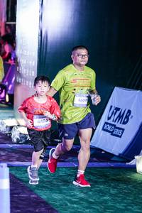 BIB: 
                            <button type="button" onclick="openModal(26346383)" class="btn btn-primary btn-sm float-right btn-popup" data-toggle="modal" data-target=".modal-high-quality">
                        <i class="fas fa-shopping-cart"></i> Add to Cart
                    </button>
                                            <button type="button" onclick="isThisMe(26346383, true)" class="btn btn-success btn-sm float-right btn-popup btn-isme hidden" data-toggle="tooltip" data-placement="bottom" title="นี่คือรูปของคุณใช่ไหม คลิกที่นี่เพื่อเอาเข้าอัลบั้ม">
                        <i class="fas fa-plus"></i> Add to album
                    </button>
                    <button type="button" onclick="isThisMe(26346383, false)" class="btn btn-warning btn-sm float-right btn-popup btn-isnotme hidden">
                        <i class="fas fa-ban"></i> Remove from album
                    </button>